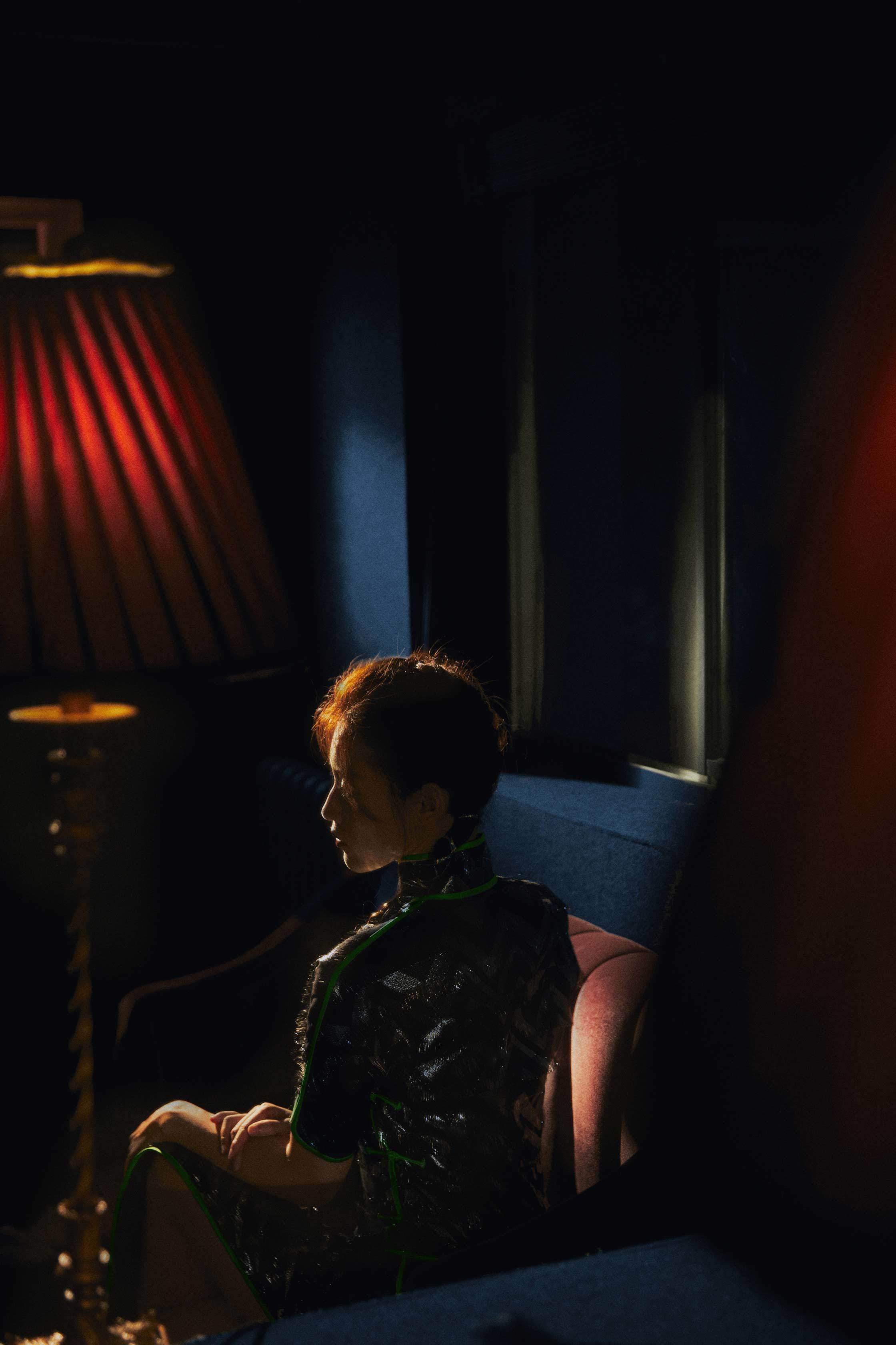 苏青民国造型曝光复古流苏墨绿旗袍电影感绝美