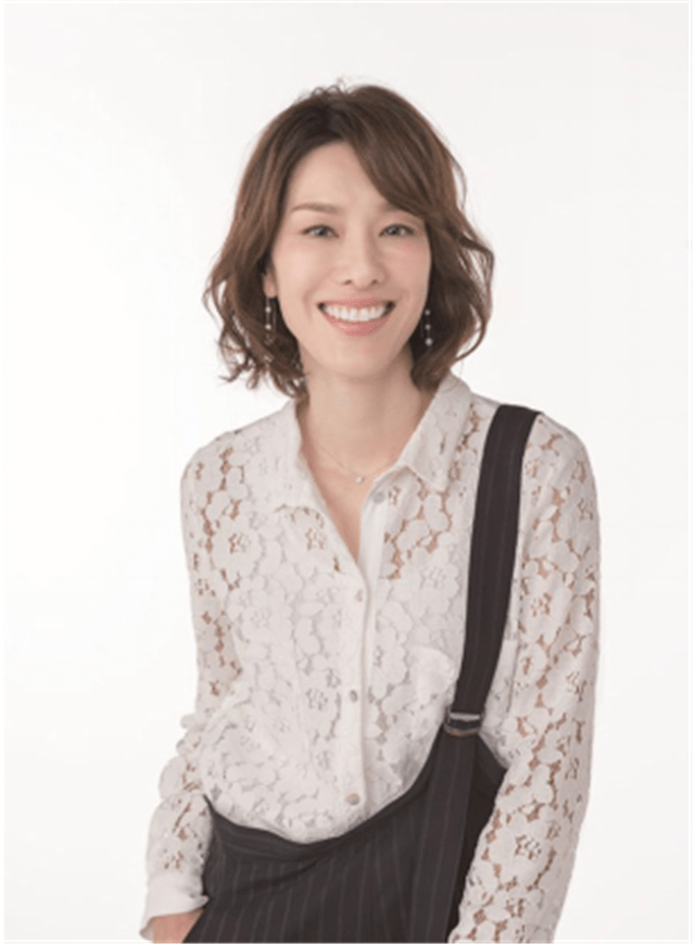 山本未来的外貌有着一种高级的性感,演戏时的她有着非凡的魅力.