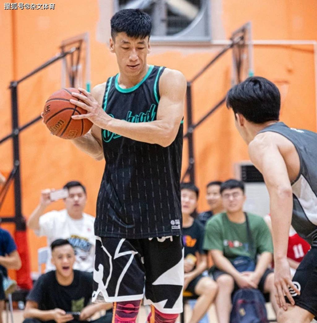 前cba队长成街球王!曾获得3个nbl总冠军,天赋不输易建联_王晶