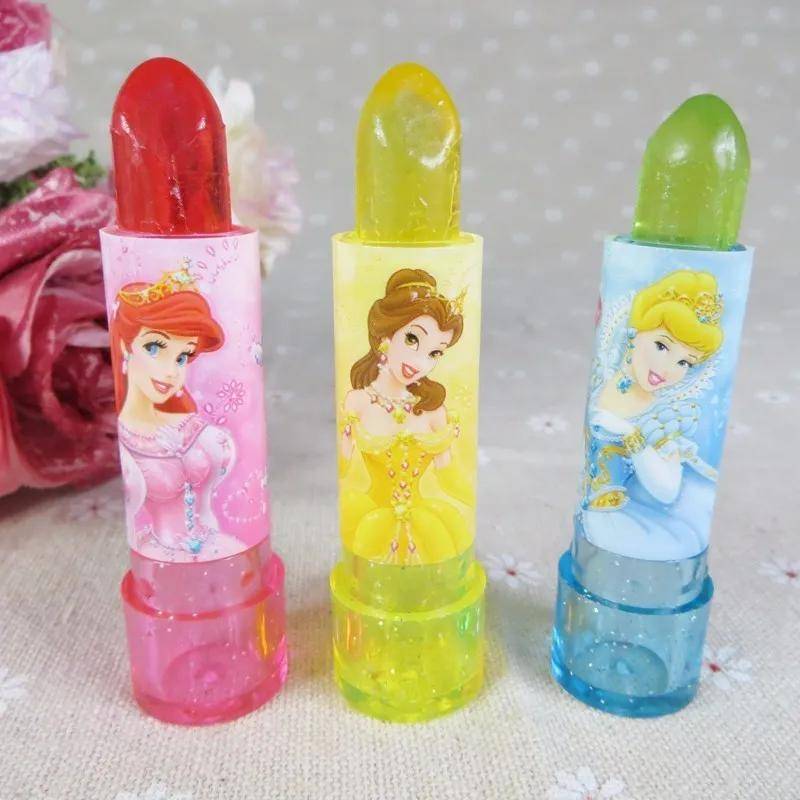 07 口 红 糖 小时候还有各种各样的糖,例如这款口红糖,原来从过去我们