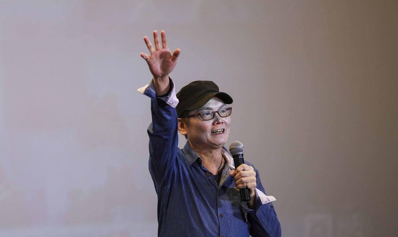 周星驰御用配音石班瑜这个声音不仅属于我也属于周星驰