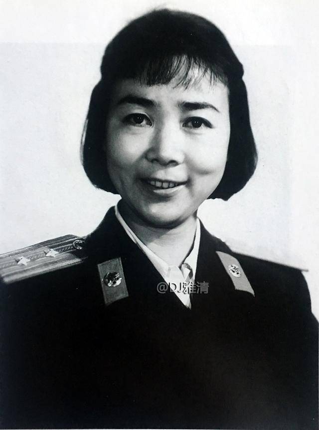 原创田华的爱情故事因谈恋爱挨过处分一生只爱一人大儿子挂大校军衔