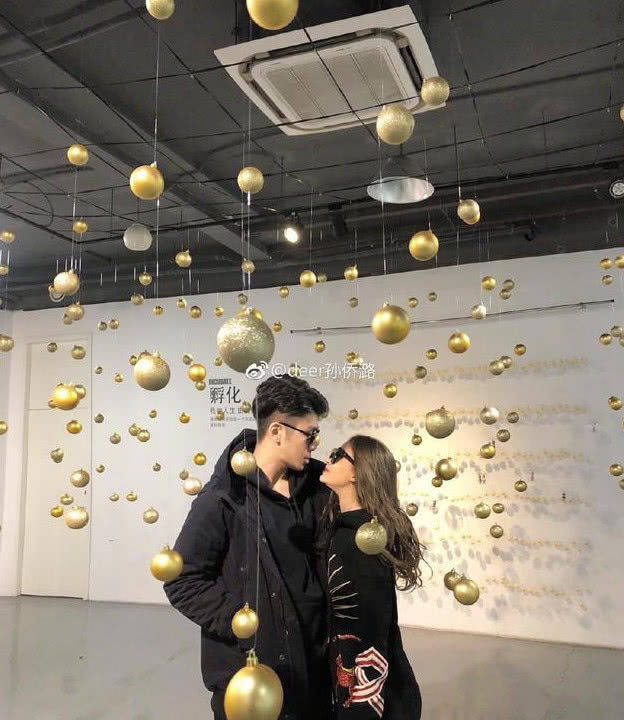 原创她是《小魔仙》中美琪,曾被嘲笑又黑又土,如今找了个高富帅男友