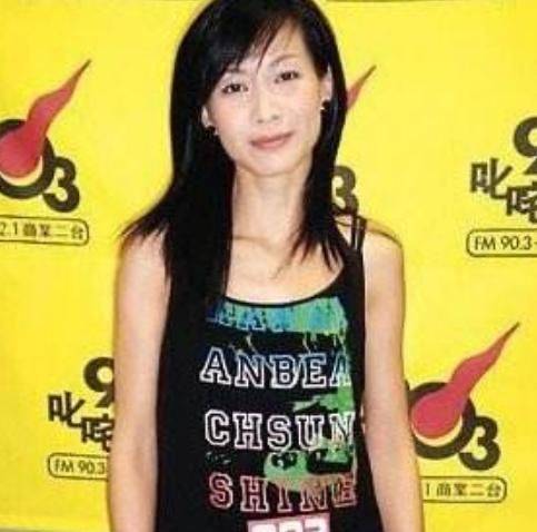 4位谢霆锋前女友现状,一个似20岁少女,三个却已老成大妈_卢巧音