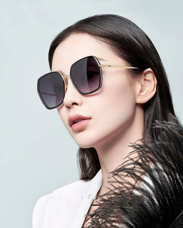 angelababy真是美女中的佼佼者代言陌森眼镜五官轮廓接近完美