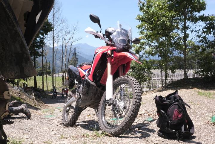 越野穿行轻便才是硬道理本田crf250拉力车骑行体验