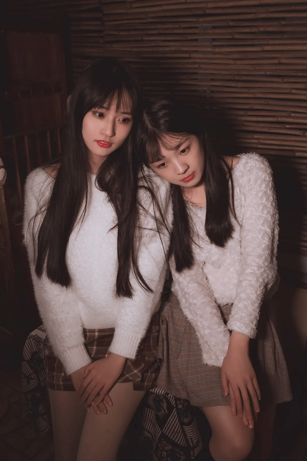 咖啡女仆jk制服还有睡衣照这种闺蜜照你敢拉上朋友一起拍吗