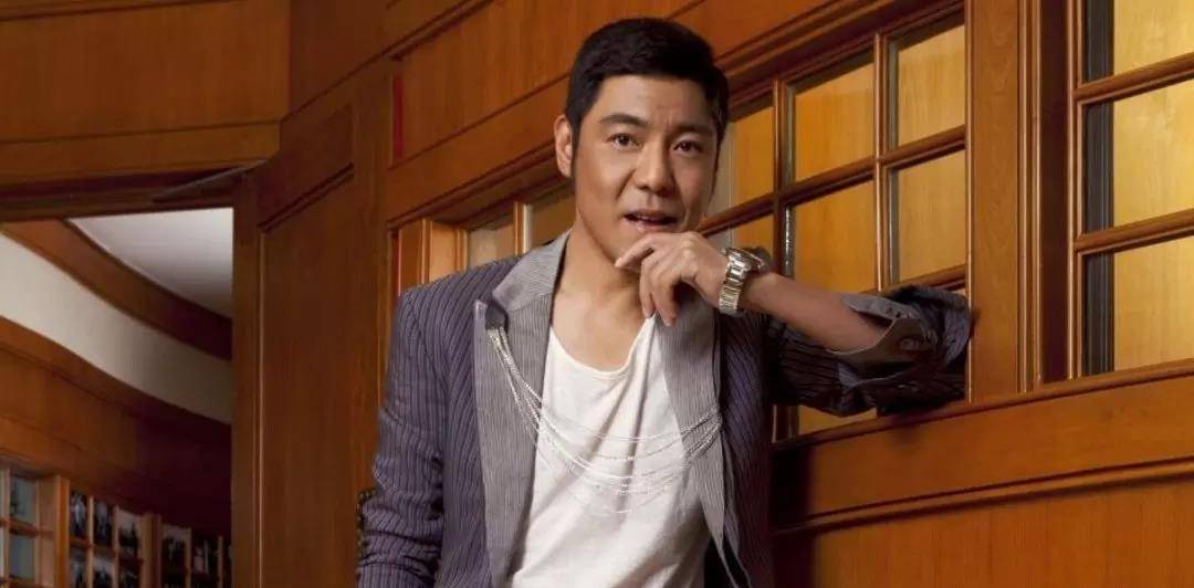 自身不红,儿子却红了,盘点那些一辈子唱歌没红的歌星_呼延生