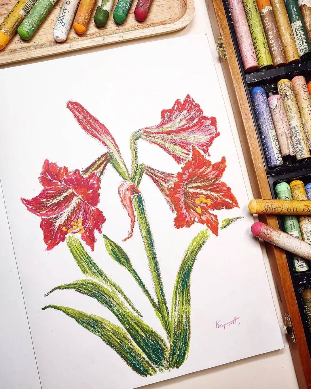 用粗糙的油画棒,居然可以画出这么高级的细节绘画,这技术也是没谁了