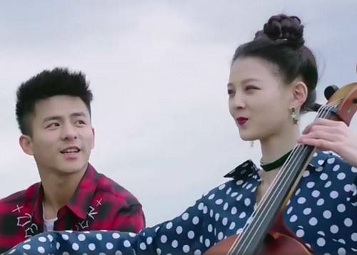 生活像阳光一样灿烂白一诺谁演的白一诺成天乐在一起了吗