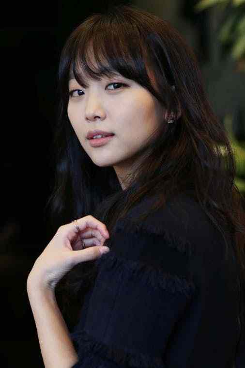 秦基周31岁超童颜 是工科学霸曾入职三星集团 与张基龙因戏生情?