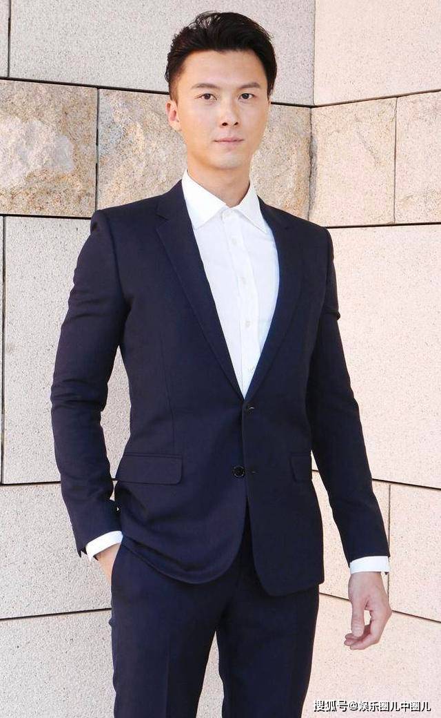 tvb当家小生忙上位无暇顾及女儿,新剧造型遭网友狠批:整天扮酷_王浩信