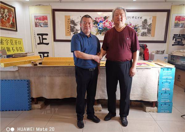 西苑中海书画院院长郑雷应邀走访天下第一刀程志强