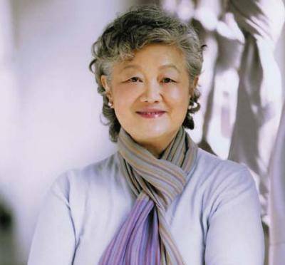 洪晃母亲:养父是章士钊,学生是毛泽东,二婚丈夫是外交家乔冠华_章含之