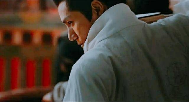 院线电影大片《侍神令》的陈坤新造型引热议,全是因为这张漫撕脸