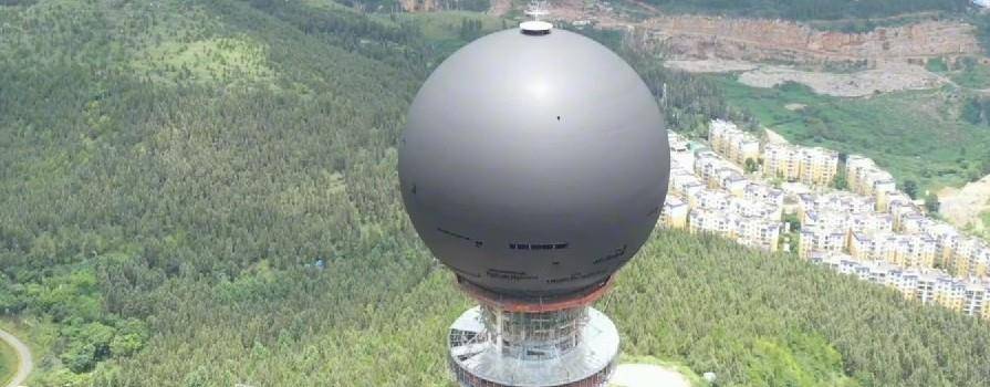 世界最大的人造月亮不在天上,而是在山上,位于贵州盘州市