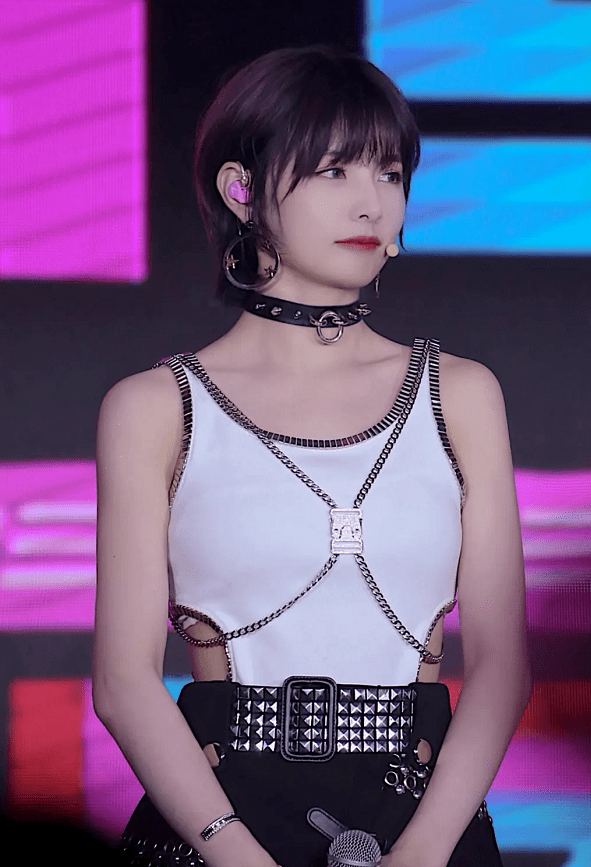 原创硬糖少女新歌初舞台,赵粤直拍最出圈!看《创3》对她误会太深了