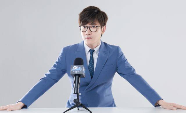 原创穿越火线人气主播top10:cf一姐女战神梧桐,快手威廉赶超白鲨