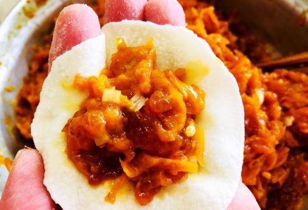 原创您吃过老倭瓜馅饺子吗?要想鲜香味美拌馅有讲究