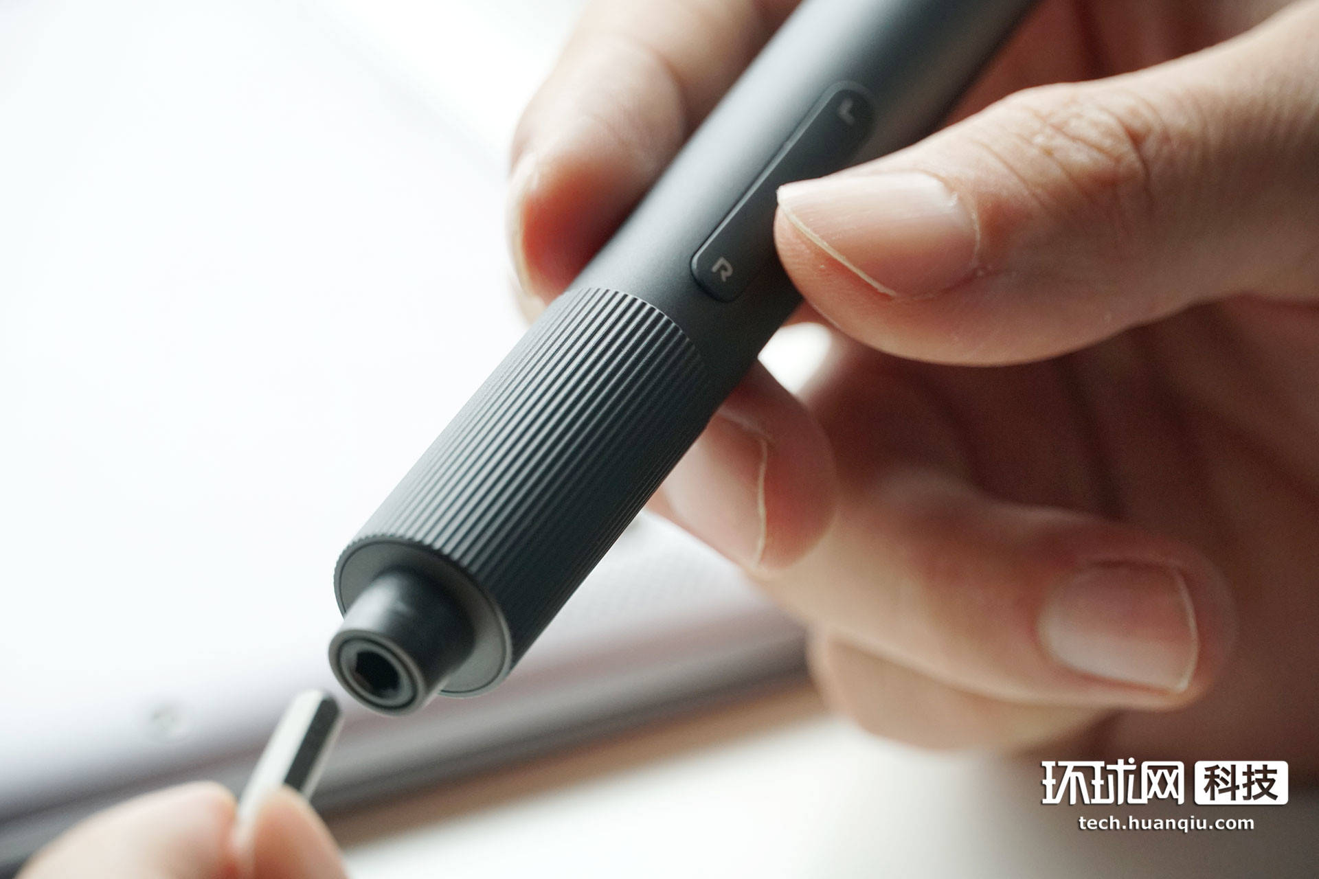 米家电动精修螺丝刀开箱:它有电了,也更强了