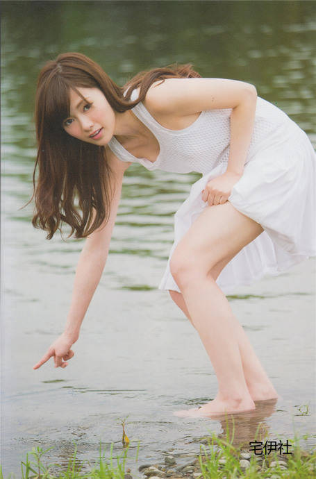 当今的网络资讯高度发达,白石麻衣在内地也收获有很多的的fans,这一位