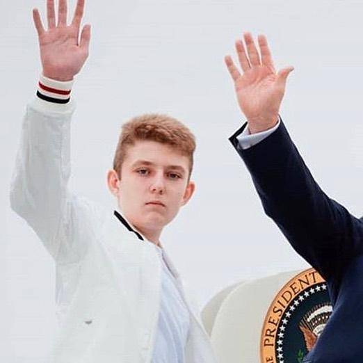 特朗普夫妇带14岁儿子亮相!巴伦又帅了,换了发型2米的身高太酷