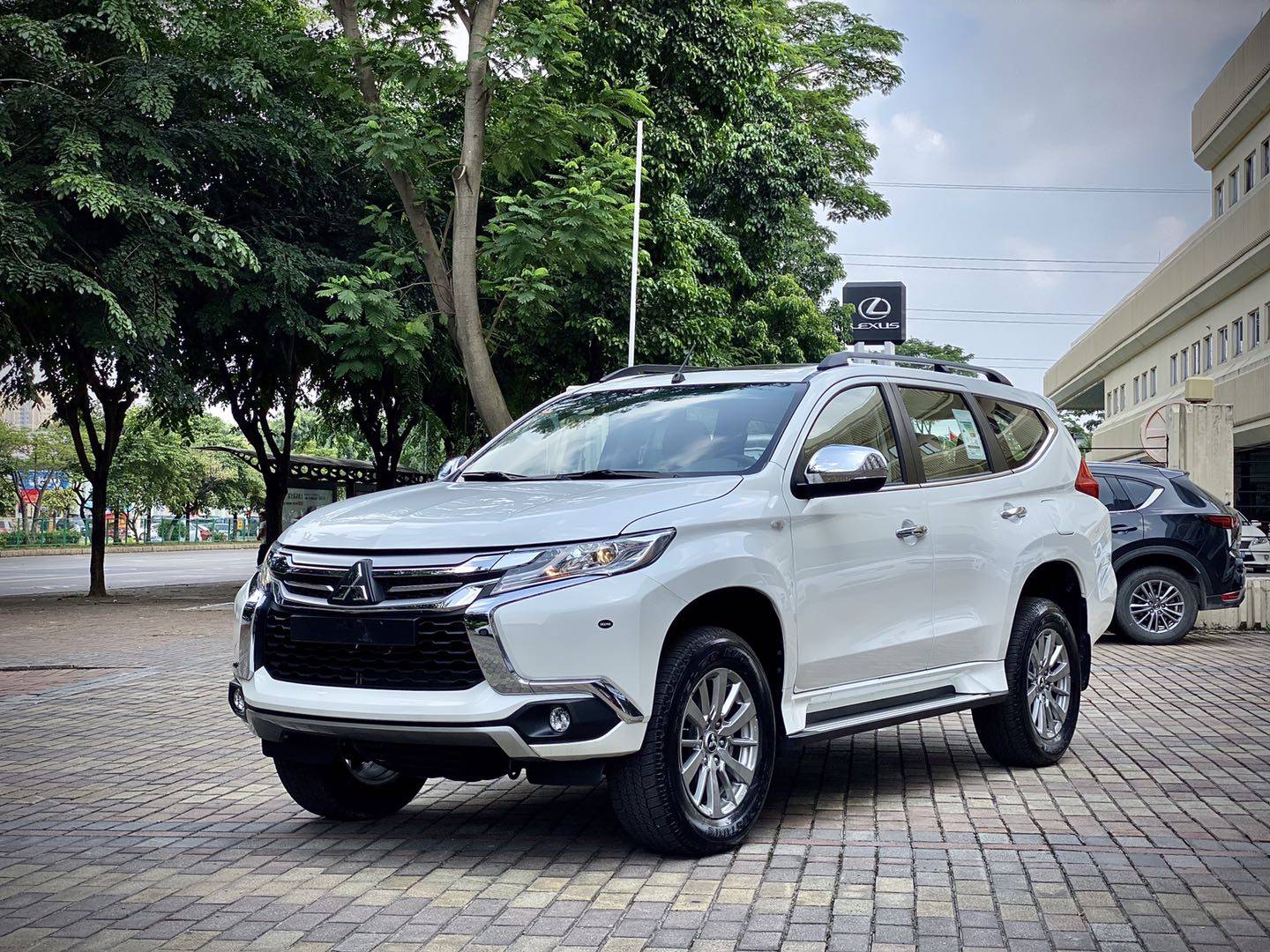 19款帕杰罗劲畅,超高性价比的硬派越野车!