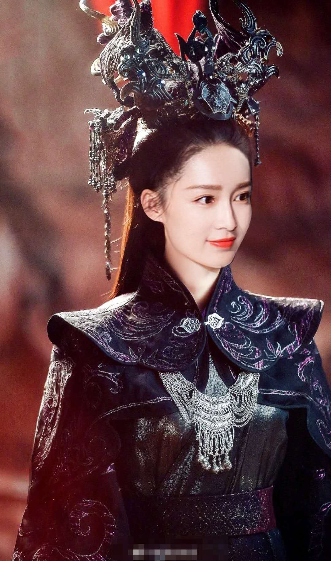 《锦绣南歌》糊了,李沁的新剧不会再糊了吧,造型就比南歌好太多_电视