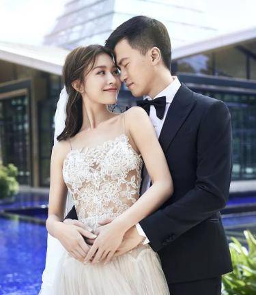 她曾与谢霆锋一见钟情,陈冠希为追求她要戒烟,网友:幸亏没答应_文咏珊
