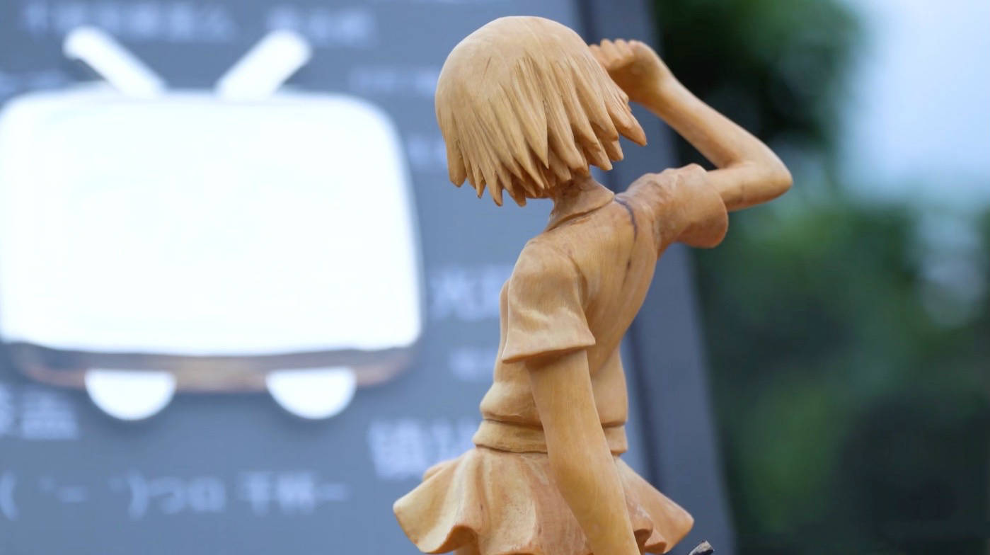 原创b站真"老二次元"up用木头做手办,炮姐还原,视频播放破400万