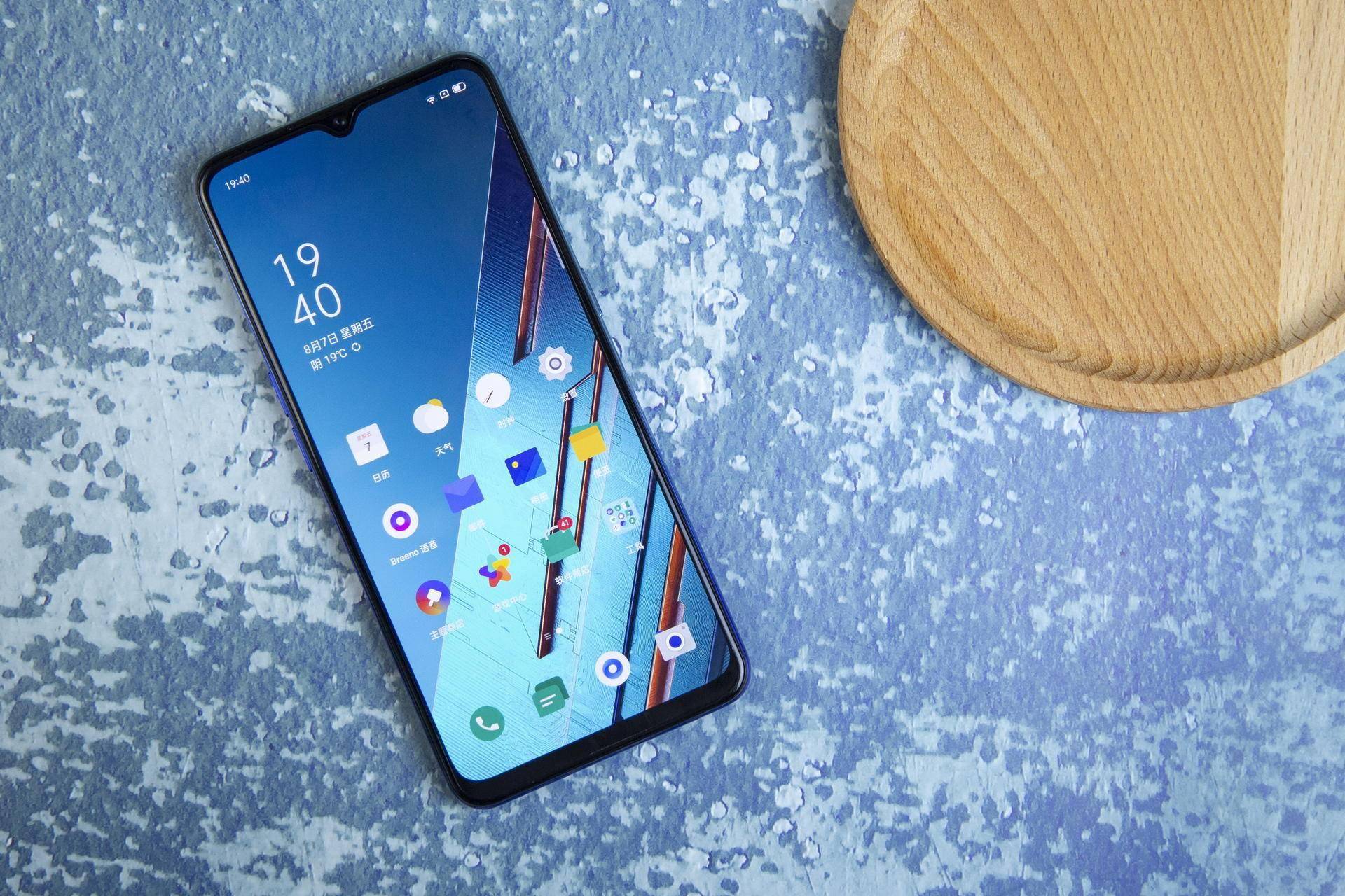 单手持握超赞oppok7一天使用体验想象被现实打脸了