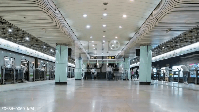 开片网上海延时摄影这个地铁站人流真大