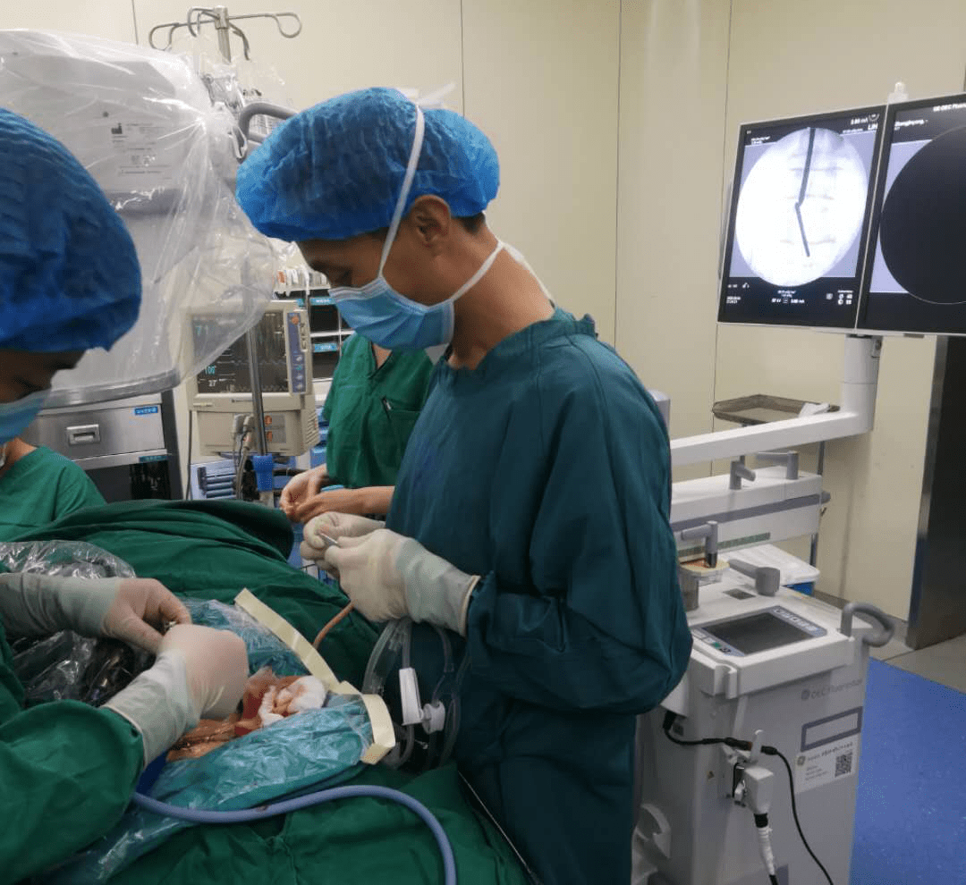 衡水市人民医院骨科中心脊柱病治疗引进微创新技术_手术