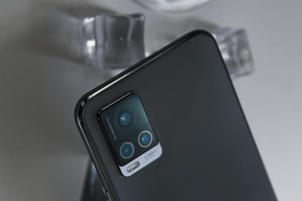 爱自拍的人根本顶不住5g时代轻薄自拍旗舰vivos7体验评测