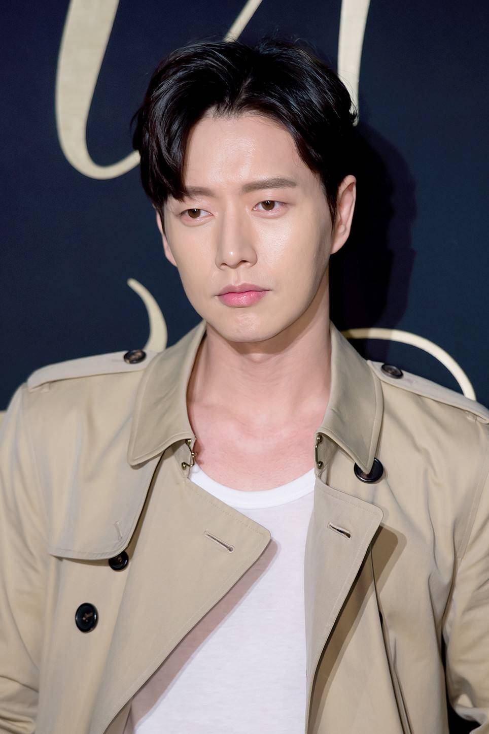 原创温文尔雅朴海镇因一件事被全民黑三年不演戏影响仍在