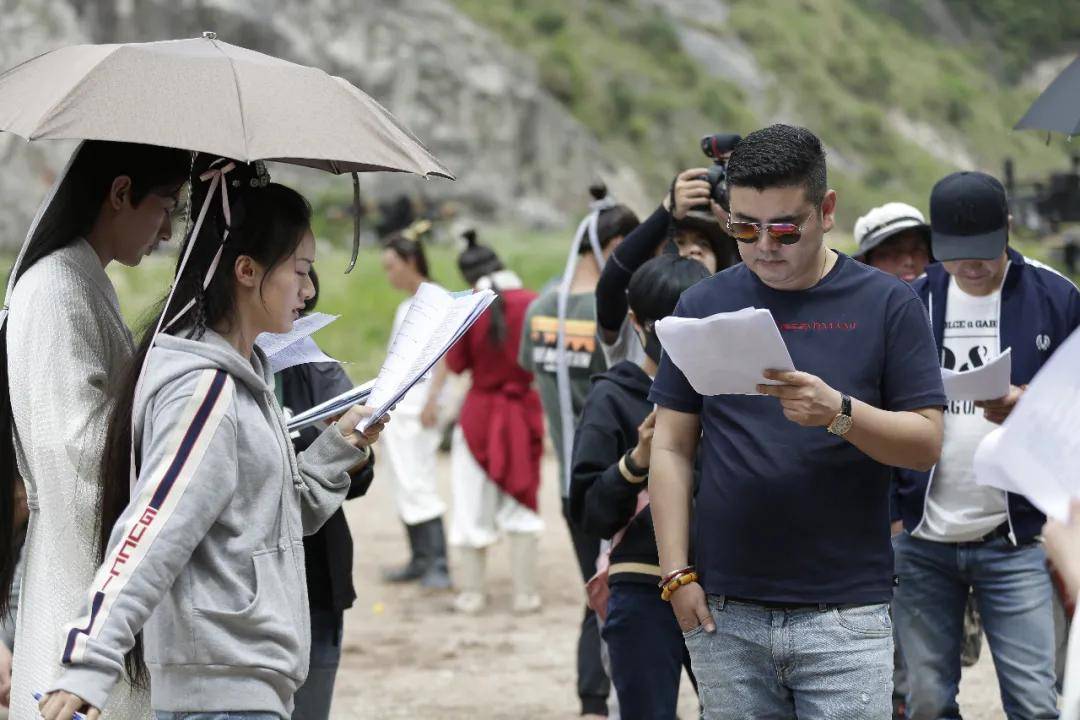 专访导演尹涛以琉璃探索仙侠剧的新视觉审美