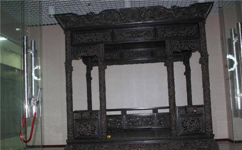 莆田惊现清宫龙床重3吨专家要求上交收藏者先给我5个亿