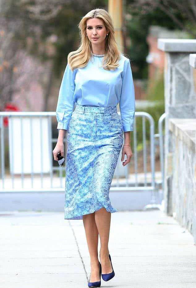 原创伊万卡获得特殊尊称惹不满穿印花裙自信演讲变身知性女强人