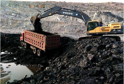 新疆哈密淖毛湖煤矿图片