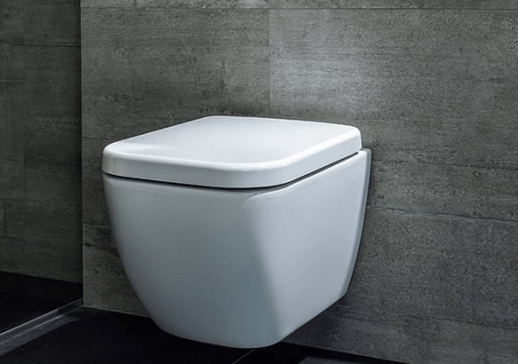 1珠海卫生间装修不管是不是干式分离,镜子呢最好是上防雾镜,洗完澡