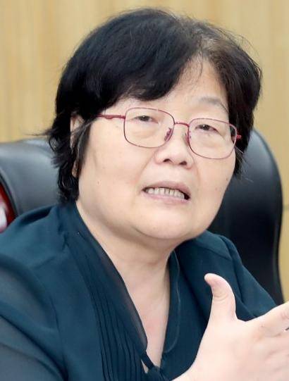 全国人大代表赵冬苓