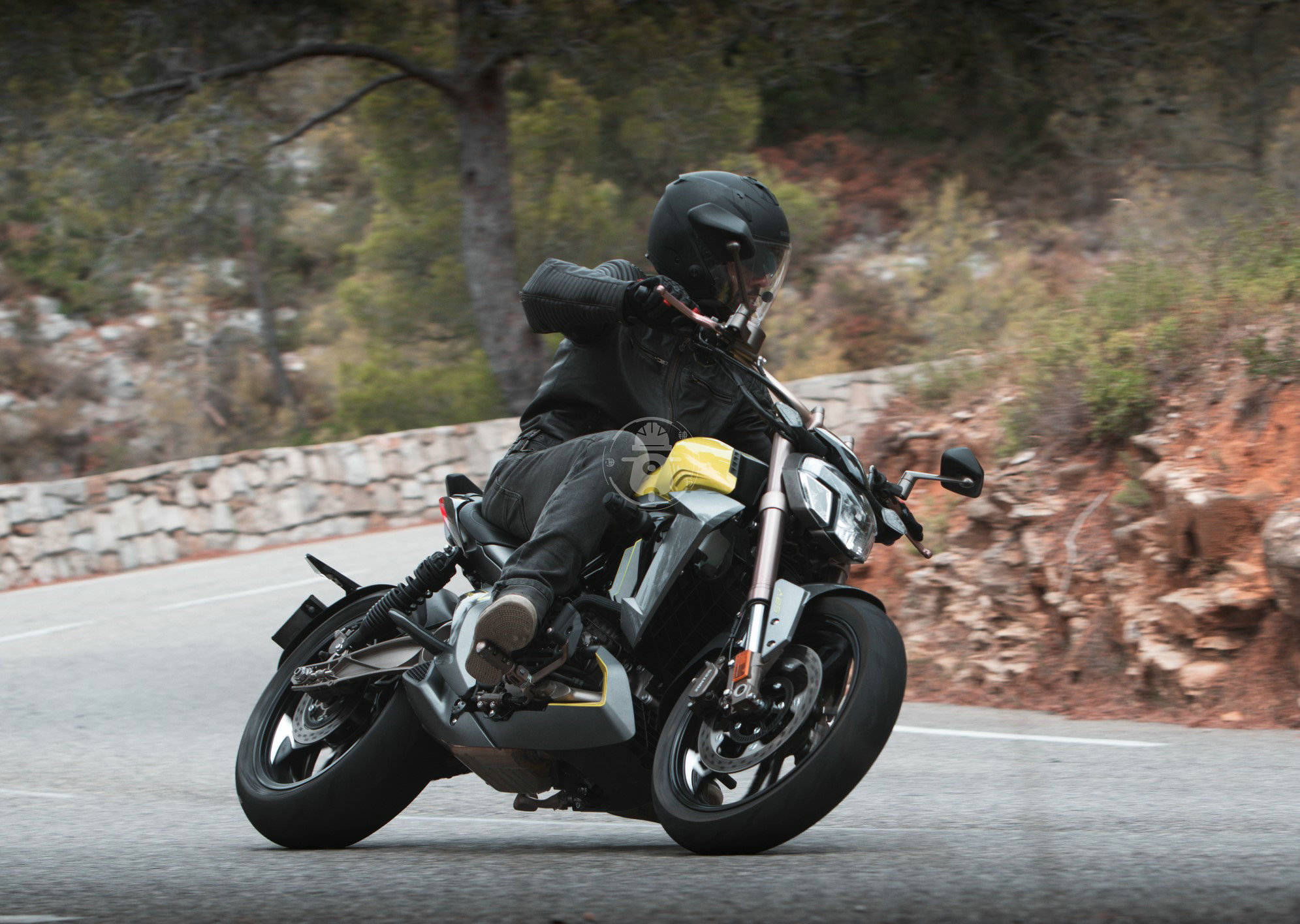 最具高级感的国产运动巡航 升仕310v不止于高科技