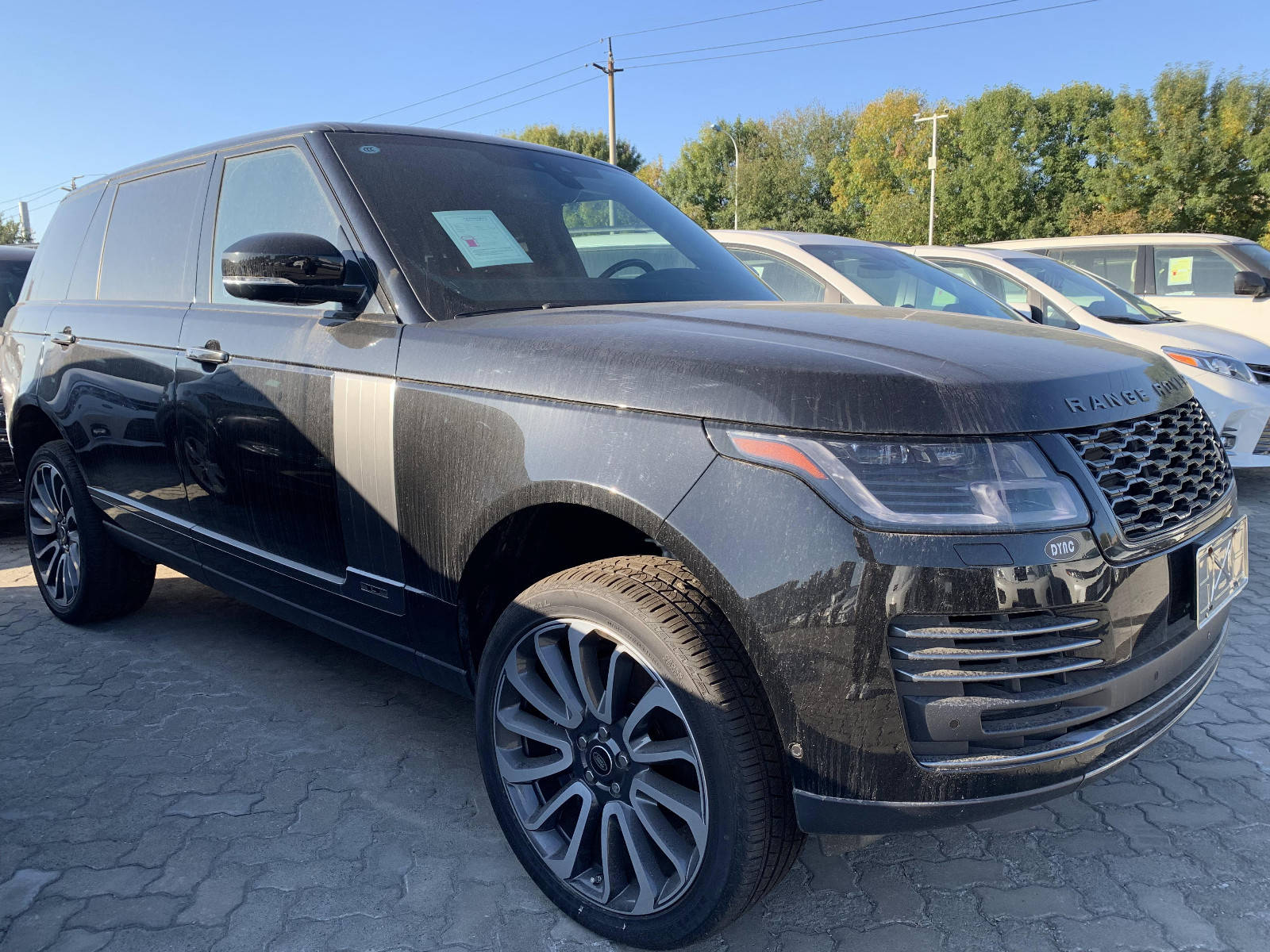 20款路虎揽胜创世加长版原装配置乘坐舒适