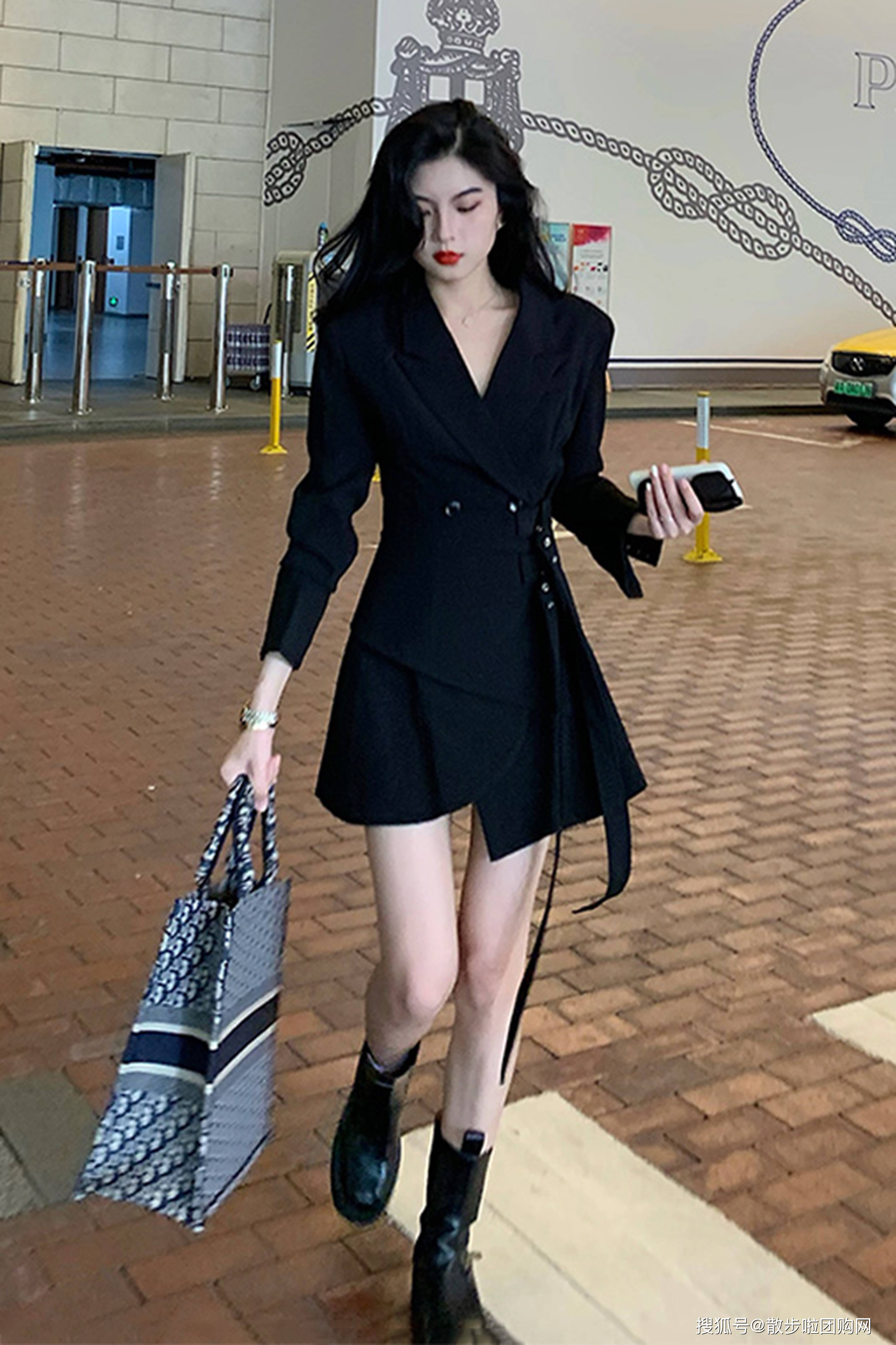 一件西装裙打造知性名媛范能让你生活充满仪式感