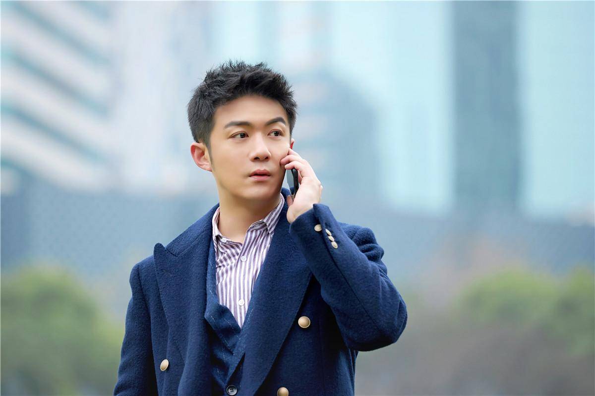 彭冠英,李泽锋,陈米麒,张瑶,翟子路等人,都在近年有非常好的作品