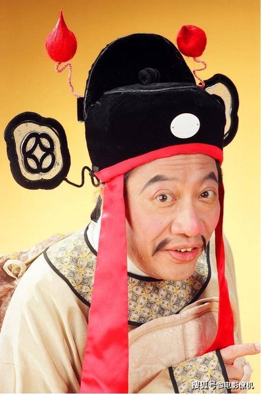 最后,有请今年8月刚从无线退休的"龟丞相九千岁"余子明罩场子.