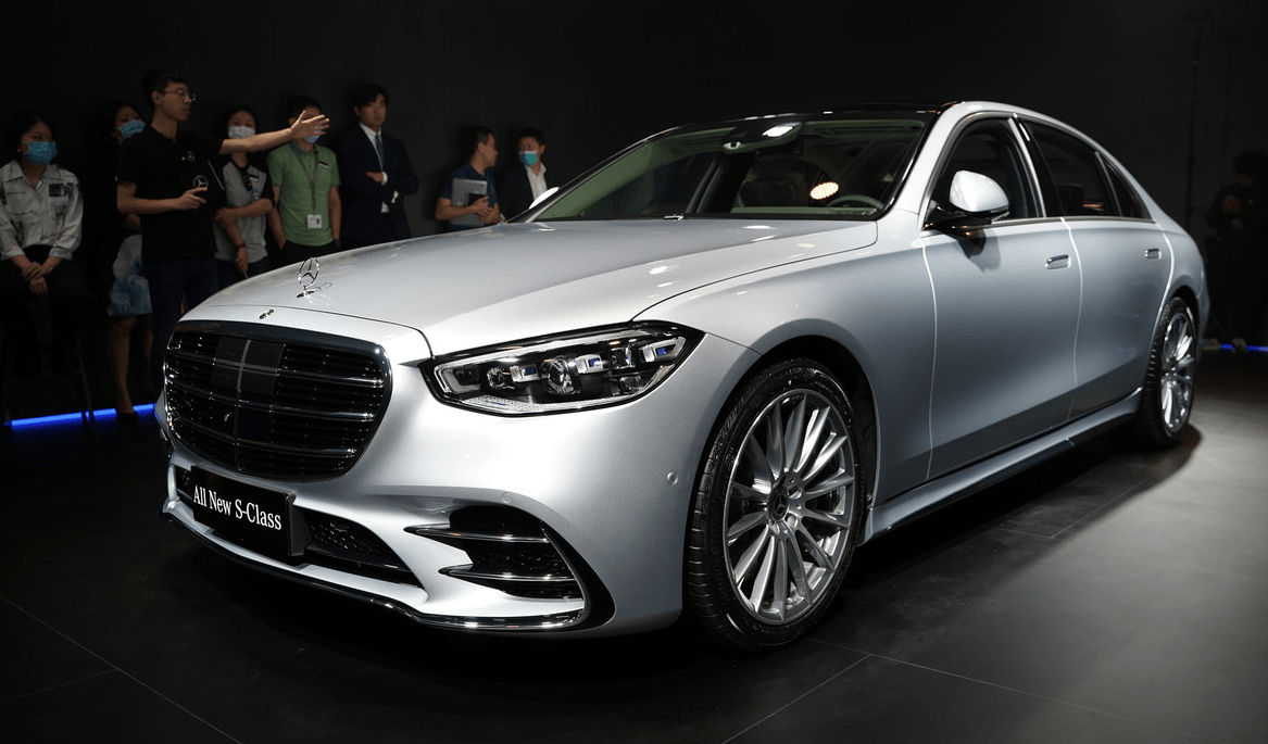 时隔7年终于换代新奔驰s级外观惹争议是引领潮流还是江郎才尽