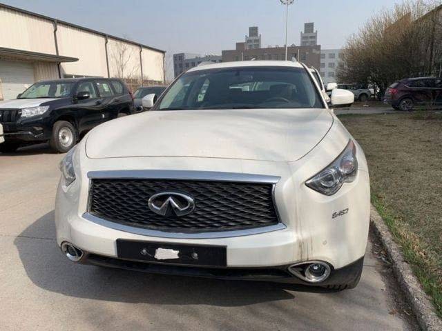 新款英菲尼迪qx70现车报价 天津港内展销