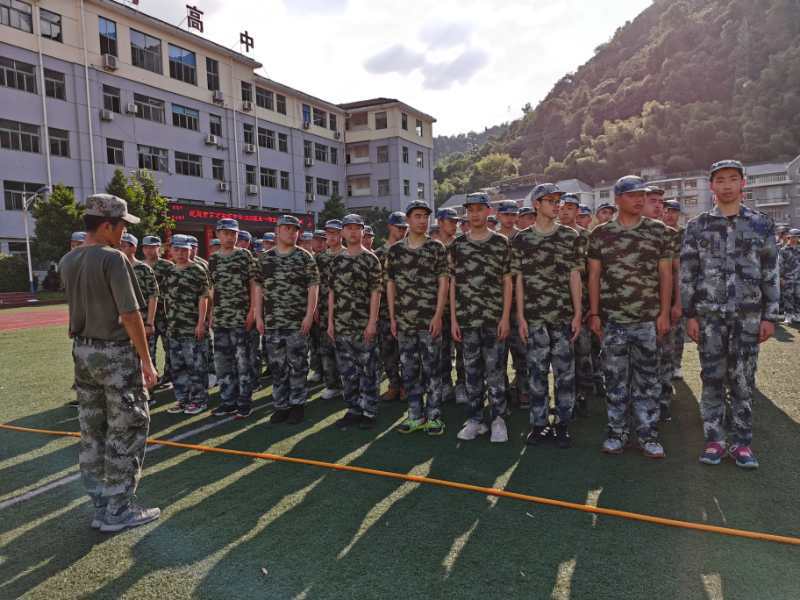 建德育才高級中學軍訓如何