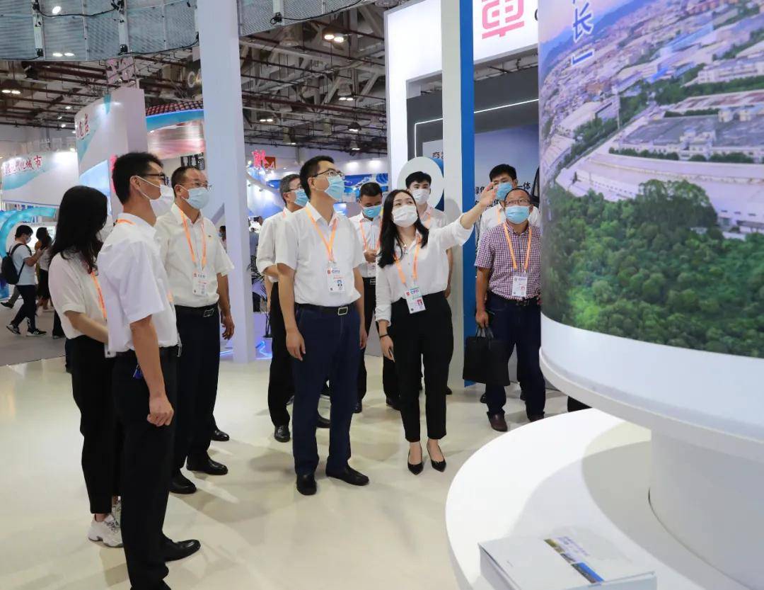 2020年厦门国际投资贸易洽谈会暨丝路投资大会隆重开幕,苏迎平等县